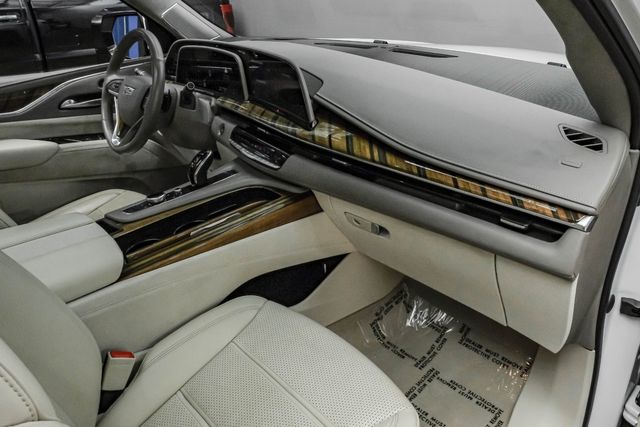 2021 Cadillac Escalade 4WD Sport Platinum LIFTED 35" R/T Matte PPF LOADED | Dallas, TX | East Dallas Diesel 2021 Cadillac Escalade 4WD Sport Platinum LIFTED 35" R/T Matte PPF LOADED | Dallas, TX | East Dallas Diesel