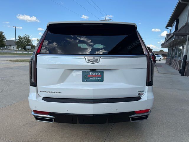 2021 Cadillac Escalade Premium Luxury Platinum | Gifford, IL | Trav's Automotive