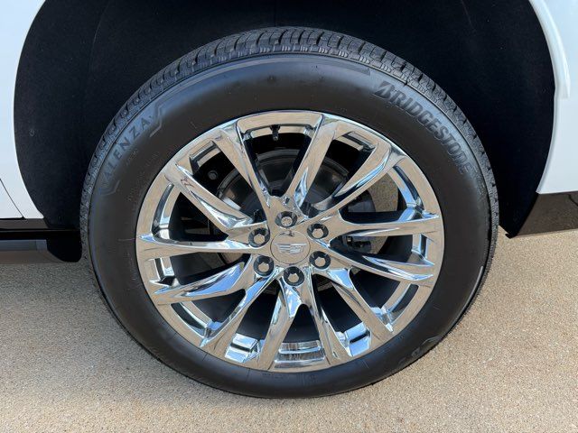 2021 Cadillac Escalade Premium Luxury Platinum | Gifford, IL | Trav's Automotive