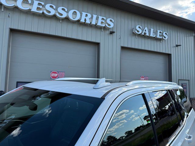 2021 Cadillac Escalade Premium Luxury Platinum | Gifford, IL | Trav's Automotive