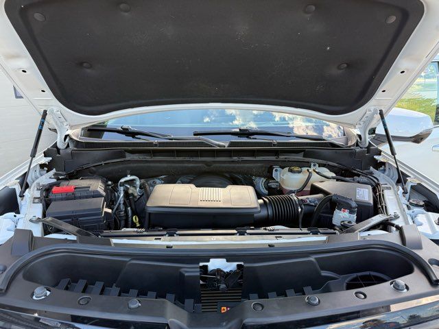 2021 Cadillac Escalade Premium Luxury Platinum | Gifford, IL | Trav's Automotive