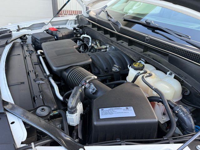 2021 Cadillac Escalade Premium Luxury Platinum | Gifford, IL | Trav's Automotive