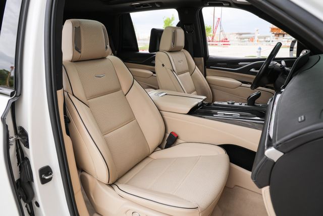 2021 Cadillac Escalade Premium Luxury | Mesquite, TX | Texas Autos Direct