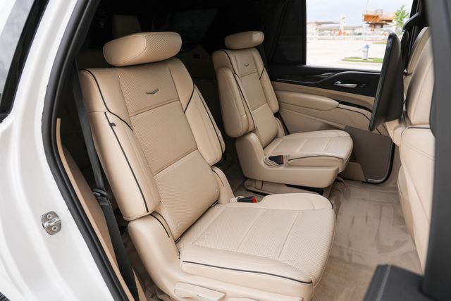 2021 Cadillac Escalade Premium Luxury | Mesquite, TX | Texas Autos Direct