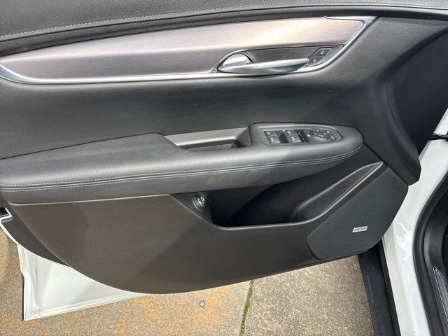 2021 Cadillac XT5 Luxury