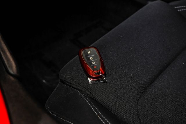 2021 Chevrolet Camaro LT1 6.2L V8 6-Speed Black Pkg 20" CARBON WHEELS | Dallas, TX | East Dallas Diesel 2021 Chevrolet Camaro LT1 6.2L V8 6-Speed Black Pkg 20" CARBON WHEELS | Dallas, TX | East Dallas Diesel