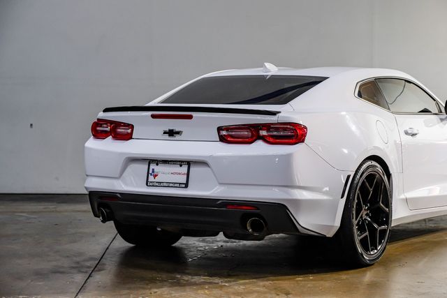 2021 Chevrolet Camaro LT1 6.2L V8 6-Speed Black Pkg 20" CARBON WHEELS | Dallas, TX | East Dallas Diesel 2021 Chevrolet Camaro LT1 6.2L V8 6-Speed Black Pkg 20" CARBON WHEELS | Dallas, TX | East Dallas Diesel