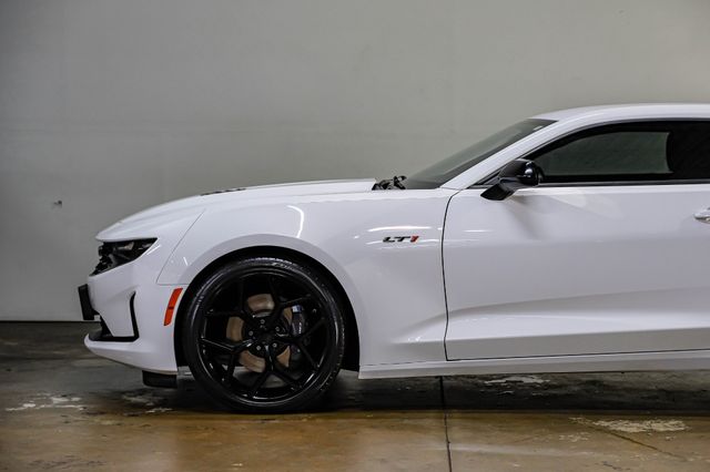 2021 Chevrolet Camaro LT1 6.2L V8 6-Speed Black Pkg 20" CARBON WHEELS | Dallas, TX | East Dallas Diesel 2021 Chevrolet Camaro LT1 6.2L V8 6-Speed Black Pkg 20" CARBON WHEELS | Dallas, TX | East Dallas Diesel