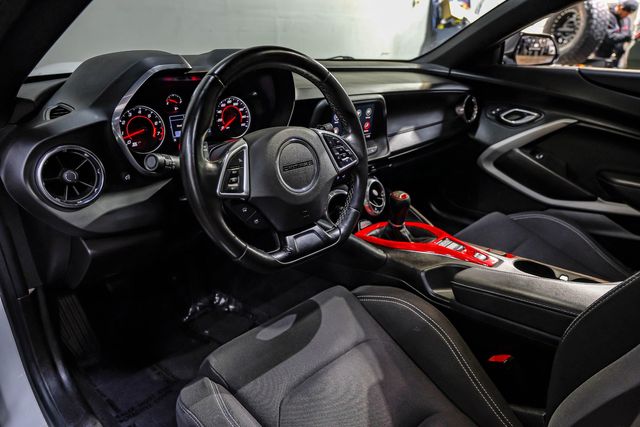 2021 Chevrolet Camaro LT1 6.2L V8 6-Speed Black Pkg 20" CARBON WHEELS | Dallas, TX | East Dallas Diesel 2021 Chevrolet Camaro LT1 6.2L V8 6-Speed Black Pkg 20" CARBON WHEELS | Dallas, TX | East Dallas Diesel