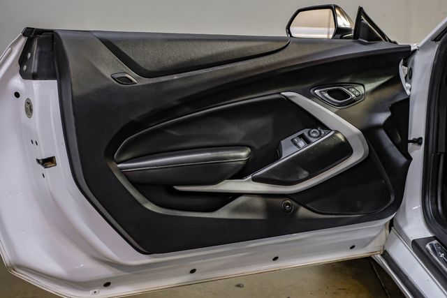 2021 Chevrolet Camaro LT1 6.2L V8 6-Speed Black Pkg 20" CARBON WHEELS | Dallas, TX | East Dallas Diesel 2021 Chevrolet Camaro LT1 6.2L V8 6-Speed Black Pkg 20" CARBON WHEELS | Dallas, TX | East Dallas Diesel