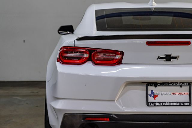 2021 Chevrolet Camaro LT1 6.2L V8 6-Speed Black Pkg 20" CARBON WHEELS | Dallas, TX | East Dallas Diesel 2021 Chevrolet Camaro LT1 6.2L V8 6-Speed Black Pkg 20" CARBON WHEELS | Dallas, TX | East Dallas Diesel