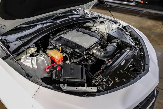 2021 Chevrolet Camaro LT1 6.2L V8 6-Speed Black Pkg 20" CARBON WHEELS | Dallas, TX | East Dallas Diesel 2021 Chevrolet Camaro LT1 6.2L V8 6-Speed Black Pkg 20" CARBON WHEELS | Dallas, TX | East Dallas Diesel