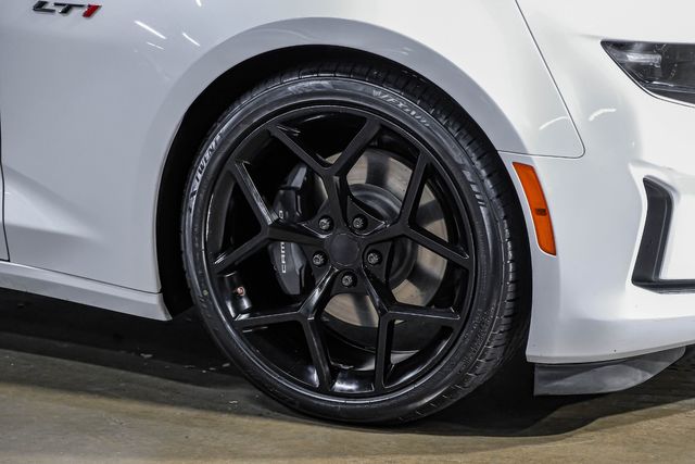 2021 Chevrolet Camaro LT1 6.2L V8 6-Speed Black Pkg 20" CARBON WHEELS | Dallas, TX | East Dallas Diesel 2021 Chevrolet Camaro LT1 6.2L V8 6-Speed Black Pkg 20" CARBON WHEELS | Dallas, TX | East Dallas Diesel