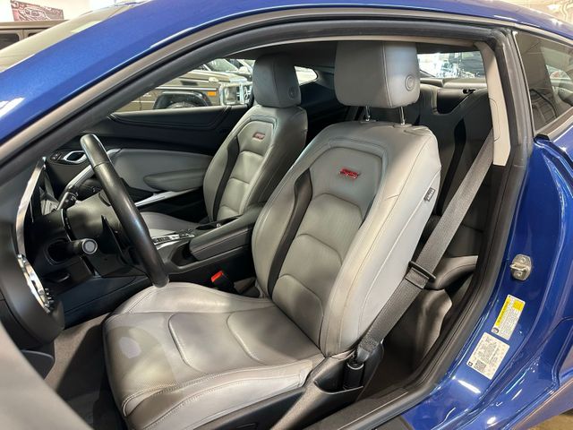 2021 Chevrolet Camaro SS 2SS 6-Speed Manual Heads-Up Display | Irving, Texas | Hopper Motorplex 2021 Chevrolet Camaro SS 2SS 6-Speed Manual Heads-Up Display | Irving, Texas | Hopper Motorplex