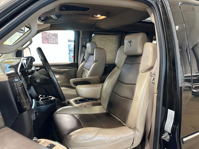 2021 Chevrolet Express 2500 LS Explorer Conversion Limited SE 6.6 V8 | Irving, Texas | Hopper Motorplex 2021 Chevrolet Express 2500 LS Explorer Conversion Limited SE 6.6 V8 | Irving, Texas | Hopper Motorplex