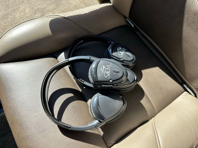 2021 Chevrolet Express 2500 LS Explorer Conversion Limited SE 6.6 V8 | Irving, Texas | Hopper Motorplex 2021 Chevrolet Express 2500 LS Explorer Conversion Limited SE 6.6 V8 | Irving, Texas | Hopper Motorplex