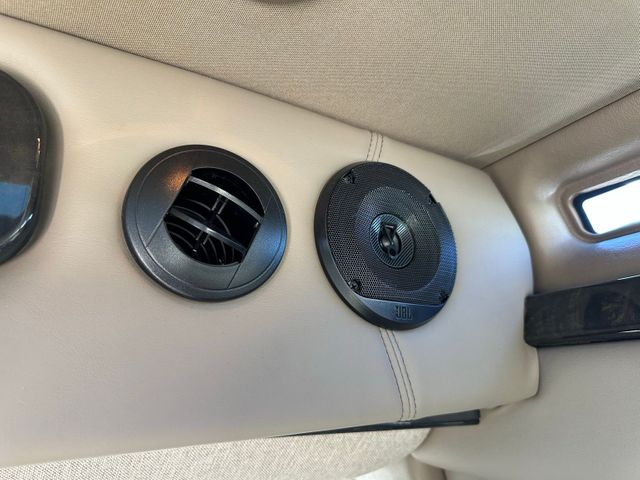 2021 Chevrolet Express 2500 LS Explorer Conversion Limited SE 6.6 V8 | Irving, Texas | Hopper Motorplex 2021 Chevrolet Express 2500 LS Explorer Conversion Limited SE 6.6 V8 | Irving, Texas | Hopper Motorplex