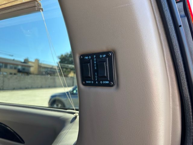 2021 Chevrolet Express 2500 LS Explorer Conversion Limited SE 6.6 V8 | Irving, Texas | Hopper Motorplex 2021 Chevrolet Express 2500 LS Explorer Conversion Limited SE 6.6 V8 | Irving, Texas | Hopper Motorplex