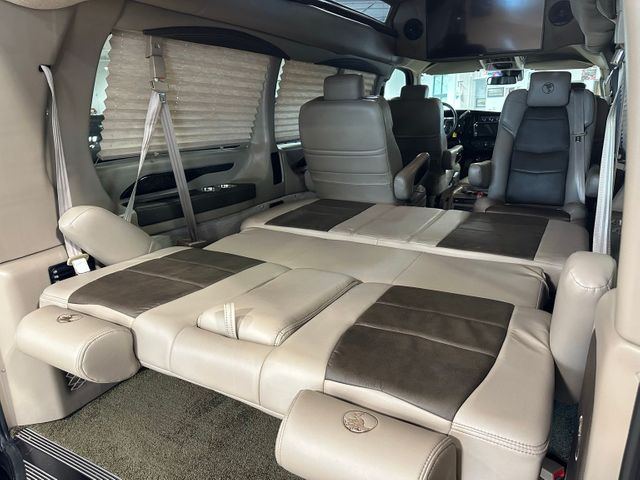 2021 Chevrolet Express 2500 LS Explorer Conversion Limited SE 6.6 V8 | Irving, Texas | Hopper Motorplex 2021 Chevrolet Express 2500 LS Explorer Conversion Limited SE 6.6 V8 | Irving, Texas | Hopper Motorplex