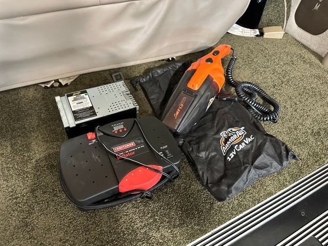 2021 Chevrolet Express 2500 LS Explorer Conversion Limited SE 6.6 V8 | Irving, Texas | Hopper Motorplex 2021 Chevrolet Express 2500 LS Explorer Conversion Limited SE 6.6 V8 | Irving, Texas | Hopper Motorplex