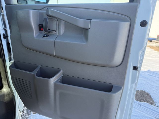 2021 Chevrolet EXPRESS G2500 Utility Cargo 57K LOW MILES | Canton, Ohio | Ohio Auto Warehouse LLC 2021 Chevrolet EXPRESS G2500 Utility Cargo 57K LOW MILES | Canton, Ohio | Ohio Auto Warehouse LLC