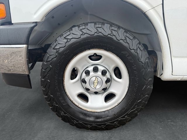 2021 Chevrolet EXPRESS G2500 V8 Cargo Service Van | Canton, Ohio | Ohio Auto Warehouse LLC 2021 Chevrolet EXPRESS G2500 V8 Cargo Service Van | Canton, Ohio | Ohio Auto Warehouse LLC