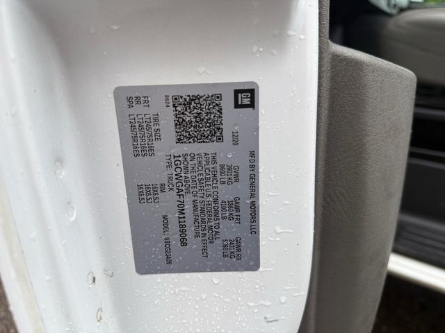 2021 Chevrolet EXPRESS G2500 V8 Cargo Service Van | Canton, Ohio | Ohio Auto Warehouse LLC 2021 Chevrolet EXPRESS G2500 V8 Cargo Service Van | Canton, Ohio | Ohio Auto Warehouse LLC