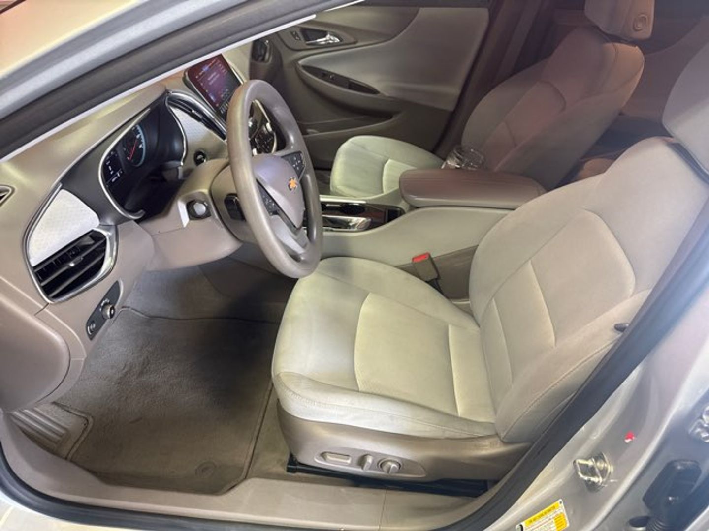 2021 Chevrolet Malibu LT [GAN] Silver Ice Metallic at Gerry Lane Buick GMC