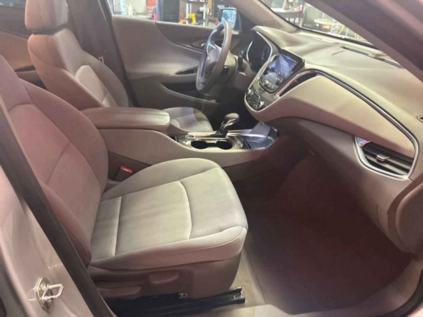 2021 Chevrolet Malibu LT [GAN] Silver Ice Metallic at Gerry Lane Buick GMC