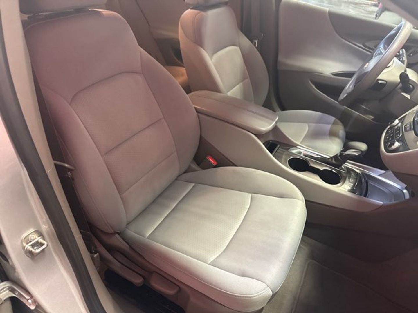 2021 Chevrolet Malibu LT [GAN] Silver Ice Metallic at Gerry Lane Buick GMC