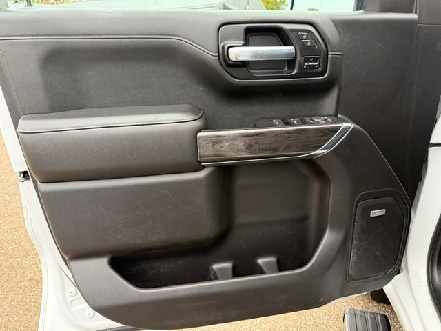 2021 Chevrolet SILVERADO 1500 LTZ 4x4 V8 Crew Cab | Canton, Ohio | Ohio Auto Warehouse LLC 2021 Chevrolet SILVERADO 1500 LTZ 4x4 V8 Crew Cab | Canton, Ohio | Ohio Auto Warehouse LLC