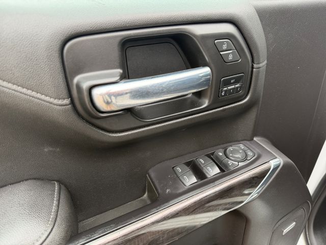 2021 Chevrolet SILVERADO 1500 LTZ 4x4 V8 Crew Cab | Canton, Ohio | Ohio Auto Warehouse LLC 2021 Chevrolet SILVERADO 1500 LTZ 4x4 V8 Crew Cab | Canton, Ohio | Ohio Auto Warehouse LLC