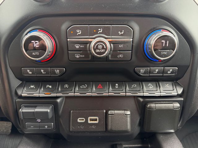 2021 Chevrolet SILVERADO 1500 LTZ 4x4 V8 Crew Cab | Canton, Ohio | Ohio Auto Warehouse LLC