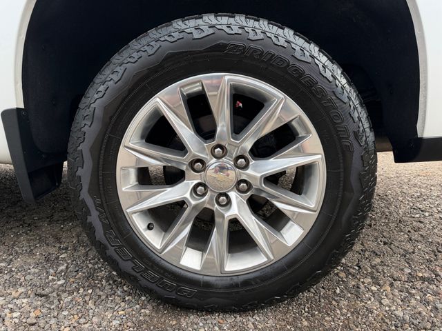 2021 Chevrolet SILVERADO 1500 LTZ 4x4 V8 Crew Cab | Canton, Ohio | Ohio Auto Warehouse LLC