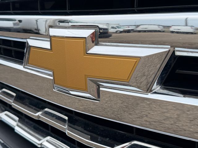 2021 Chevrolet SILVERADO 1500 LTZ 4x4 V8 Crew Cab | Canton, Ohio | Ohio Auto Warehouse LLC 2021 Chevrolet SILVERADO 1500 LTZ 4x4 V8 Crew Cab | Canton, Ohio | Ohio Auto Warehouse LLC