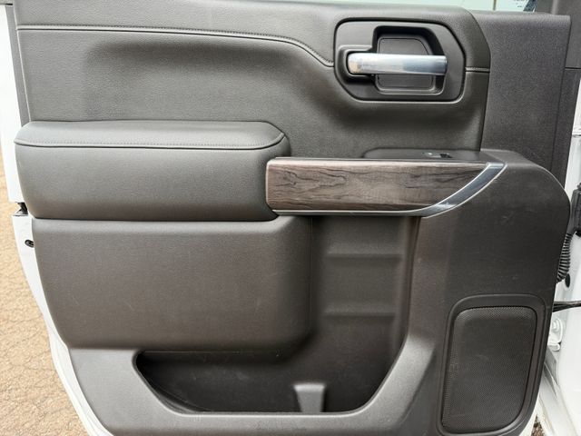 2021 Chevrolet SILVERADO 1500 LTZ 4x4 V8 Crew Cab | Canton, Ohio | Ohio Auto Warehouse LLC 2021 Chevrolet SILVERADO 1500 LTZ 4x4 V8 Crew Cab | Canton, Ohio | Ohio Auto Warehouse LLC