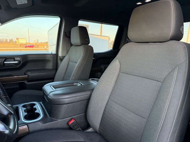 2021 Chevrolet SILVERADO 1500 4x4 RST Z71 Crew Cab | Canton, Ohio | Ohio Auto Warehouse LLC 2021 Chevrolet SILVERADO 1500 4x4 RST Z71 Crew Cab | Canton, Ohio | Ohio Auto Warehouse LLC