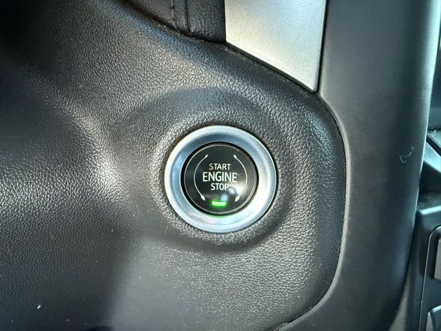 2021 Chevrolet SILVERADO 1500 4x4 RST Z71 Crew Cab | Canton, Ohio | Ohio Auto Warehouse LLC 2021 Chevrolet SILVERADO 1500 4x4 RST Z71 Crew Cab | Canton, Ohio | Ohio Auto Warehouse LLC