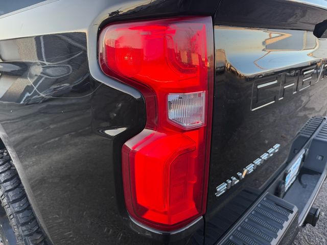 2021 Chevrolet SILVERADO 1500 4x4 RST Z71 Crew Cab | Canton, Ohio | Ohio Auto Warehouse LLC 2021 Chevrolet SILVERADO 1500 4x4 RST Z71 Crew Cab | Canton, Ohio | Ohio Auto Warehouse LLC