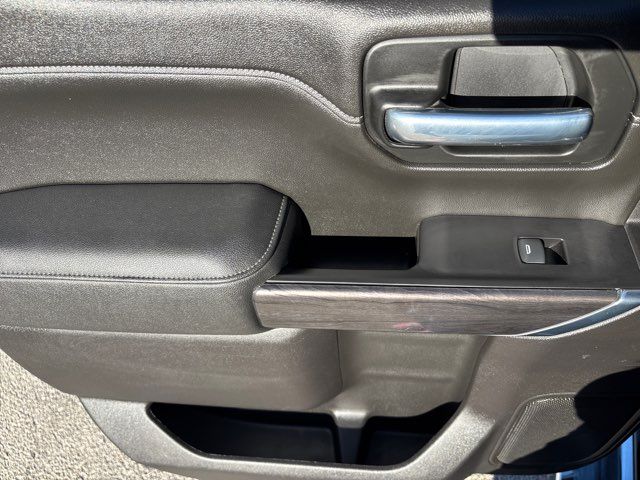 2021 Chevrolet Silverado 1500 LTZ | San Antonio, TX | Clear Choice Automotive South 2021 Chevrolet Silverado 1500 LTZ | San Antonio, TX | Clear Choice Automotive South