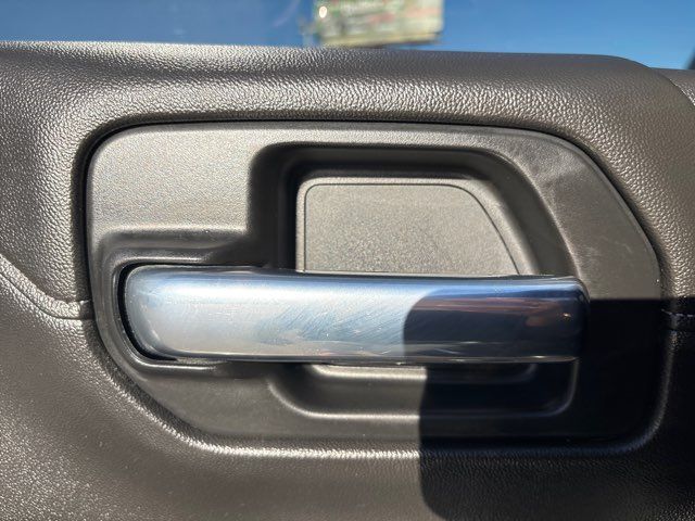 2021 Chevrolet Silverado 1500 LTZ | San Antonio, TX | Clear Choice Automotive South 2021 Chevrolet Silverado 1500 LTZ | San Antonio, TX | Clear Choice Automotive South