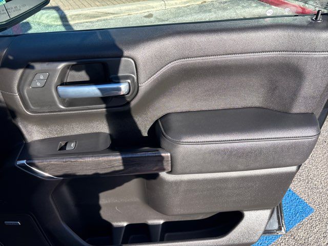 2021 Chevrolet Silverado 1500 LTZ | San Antonio, TX | Clear Choice Automotive South 2021 Chevrolet Silverado 1500 LTZ | San Antonio, TX | Clear Choice Automotive South