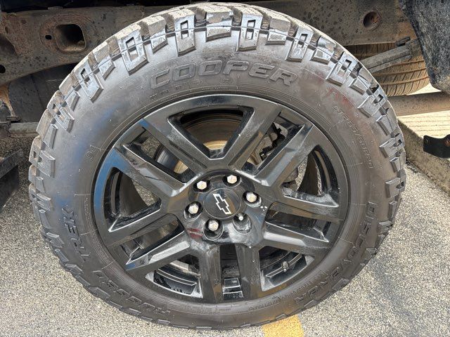 2021 Chevrolet Silverado 1500 LT Trail Boss | San Antonio, TX | Clear Choice Automotive South 2021 Chevrolet Silverado 1500 LT Trail Boss | San Antonio, TX | Clear Choice Automotive South