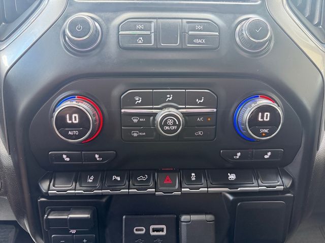 2021 Chevrolet SILVERADO 2500 4x4 Crew Cab V8 Long Bed | Canton, Ohio | Ohio Auto Warehouse LLC