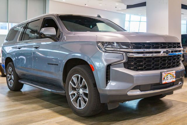 2021 Chevrolet Suburban New Style 3rd row LS