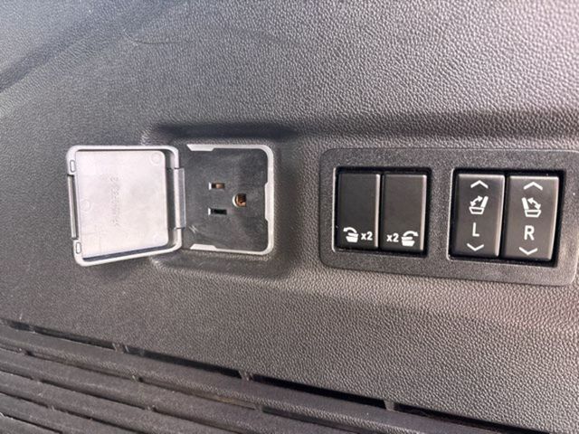 2021 Chevrolet Suburban High Country | San Antonio, TX | Clear Choice Automotive South 2021 Chevrolet Suburban High Country | San Antonio, TX | Clear Choice Automotive South