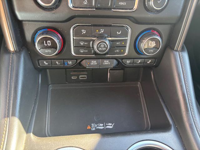 2021 Chevrolet Suburban High Country | San Antonio, TX | Clear Choice Automotive South