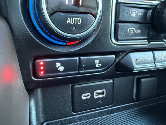 2021 Chevrolet TAHOE Z71 4x4 Pano Roof 3rd Row | Canton, Ohio | Ohio Auto Warehouse LLC 2021 Chevrolet TAHOE Z71 4x4 Pano Roof 3rd Row | Canton, Ohio | Ohio Auto Warehouse LLC