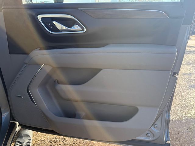 2021 Chevrolet TAHOE Z71 4x4 Pano Roof 3rd Row | Canton, Ohio | Ohio Auto Warehouse LLC 2021 Chevrolet TAHOE Z71 4x4 Pano Roof 3rd Row | Canton, Ohio | Ohio Auto Warehouse LLC