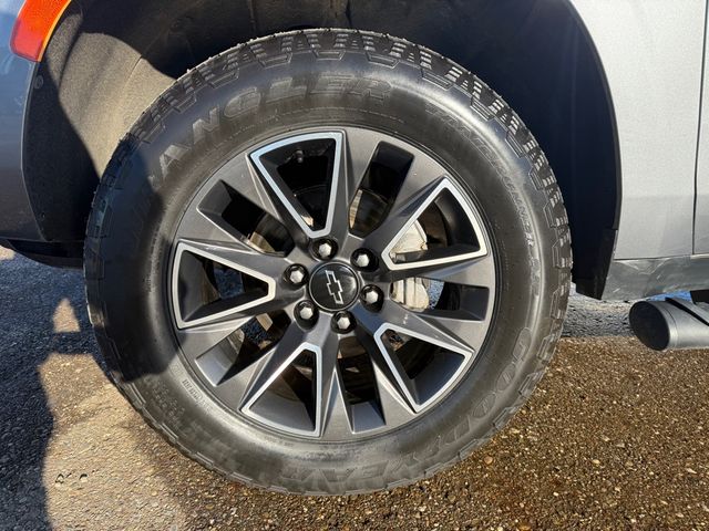 2021 Chevrolet TAHOE Z71 4x4 Pano Roof 3rd Row | Canton, Ohio | Ohio Auto Warehouse LLC 2021 Chevrolet TAHOE Z71 4x4 Pano Roof 3rd Row | Canton, Ohio | Ohio Auto Warehouse LLC